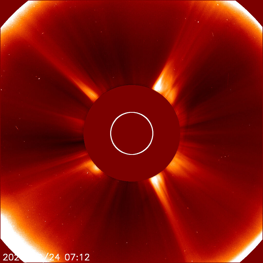 LASCO C2, Standbild: Koronagraph nahe der Sonne: feinere Details der Korona.